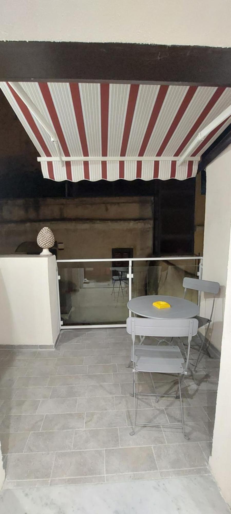 Cortile Gallinaccio Katanya Oda fotoğraf